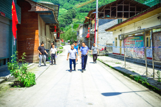 一路北上，四川新華松潘電商幫扶攻堅戰(zhàn)吹響沖鋒號