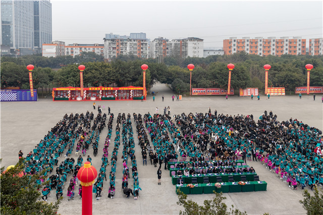 職業(yè)技能人才迎來春天， 新華如何讓萬千學子畢業(yè)即就業(yè) 