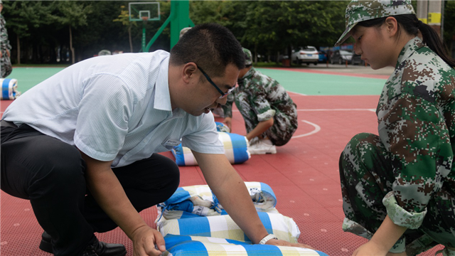 記2019年秋季新生軍訓素質拓展——電競專業軍訓